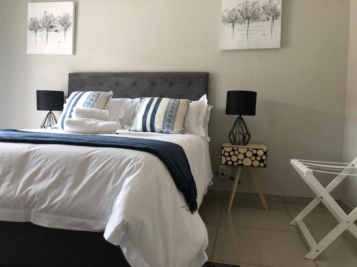 The Outlook Guest House Newcastle Bagian luar foto