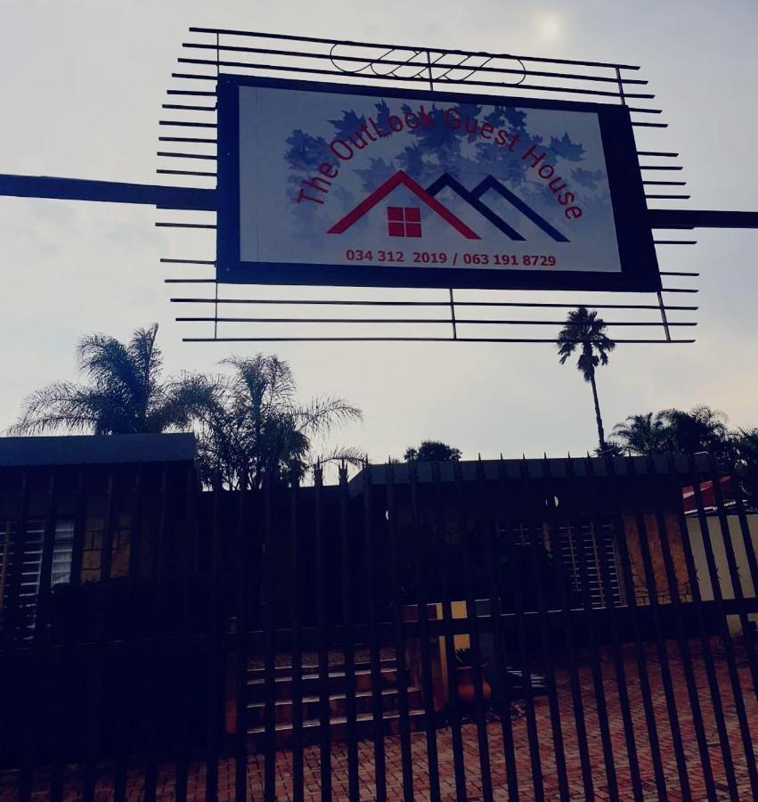 The Outlook Guest House Newcastle Bagian luar foto