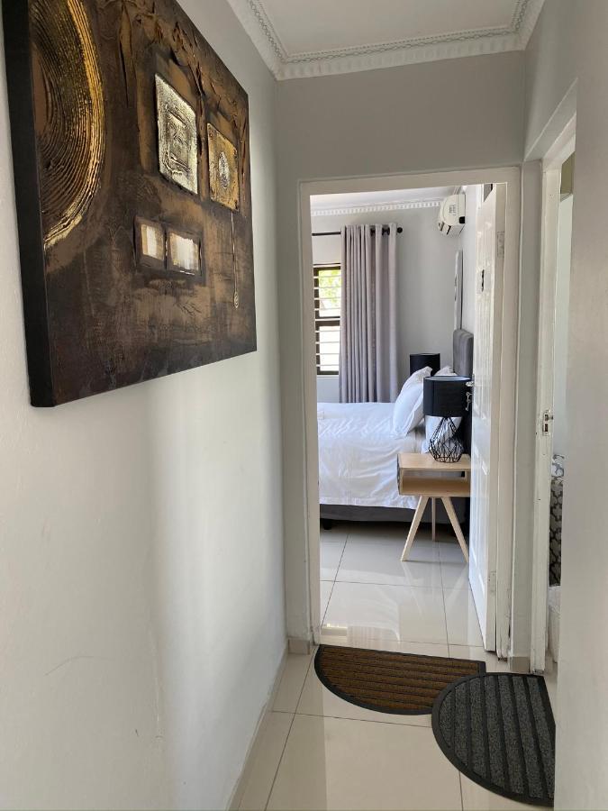 The Outlook Guest House Newcastle Bagian luar foto