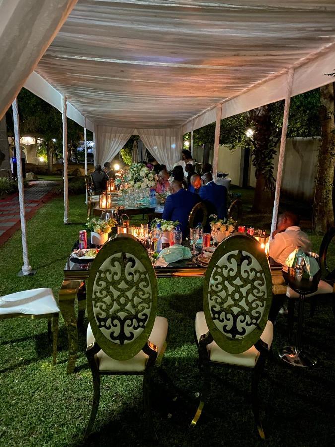 The Outlook Guest House Newcastle Bagian luar foto